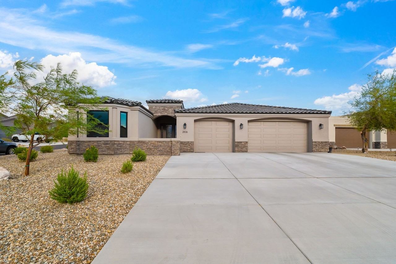 2836 Steamboat Dr