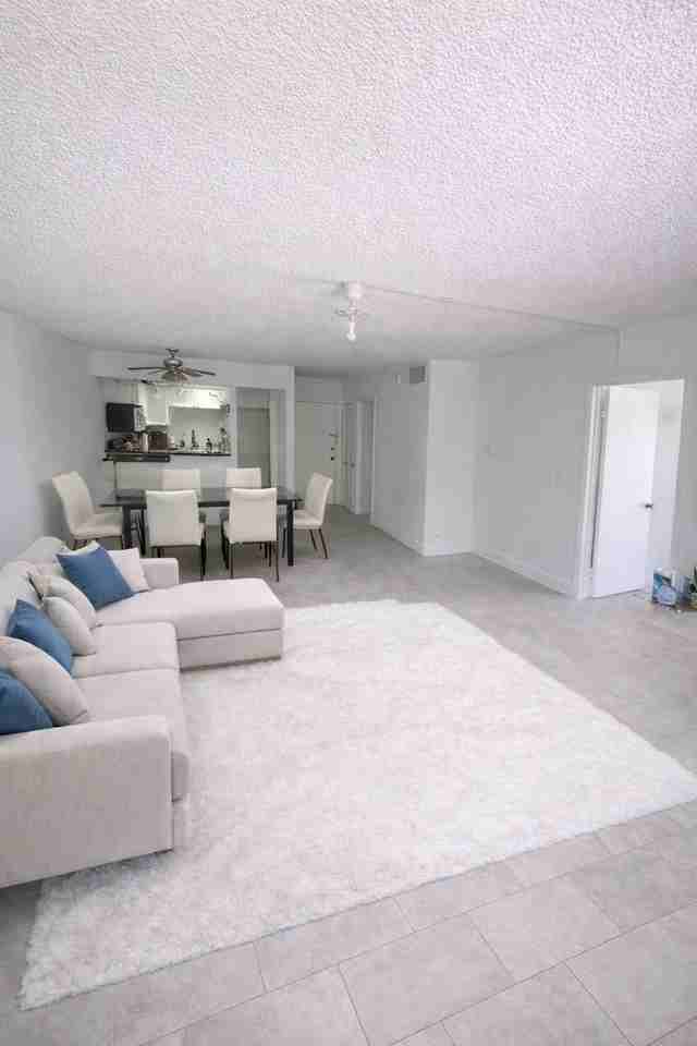 1220 71st Street - 38Apt 38 #38 - Photo 4 of 21