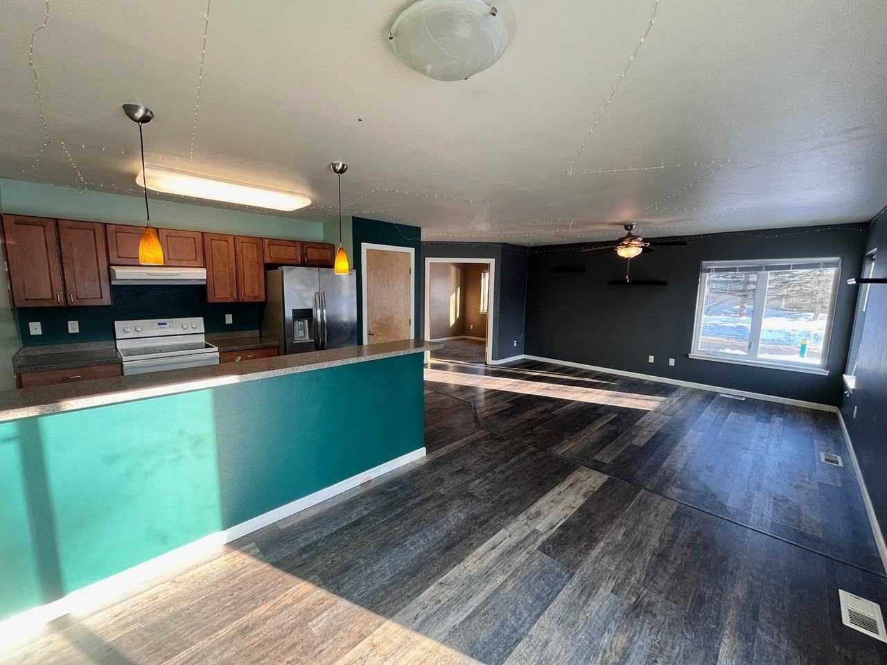 3905 Thompson Ave #1