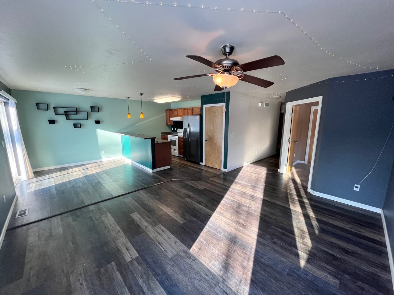 3905 Thompson Ave #1 - Photo 2 of 10