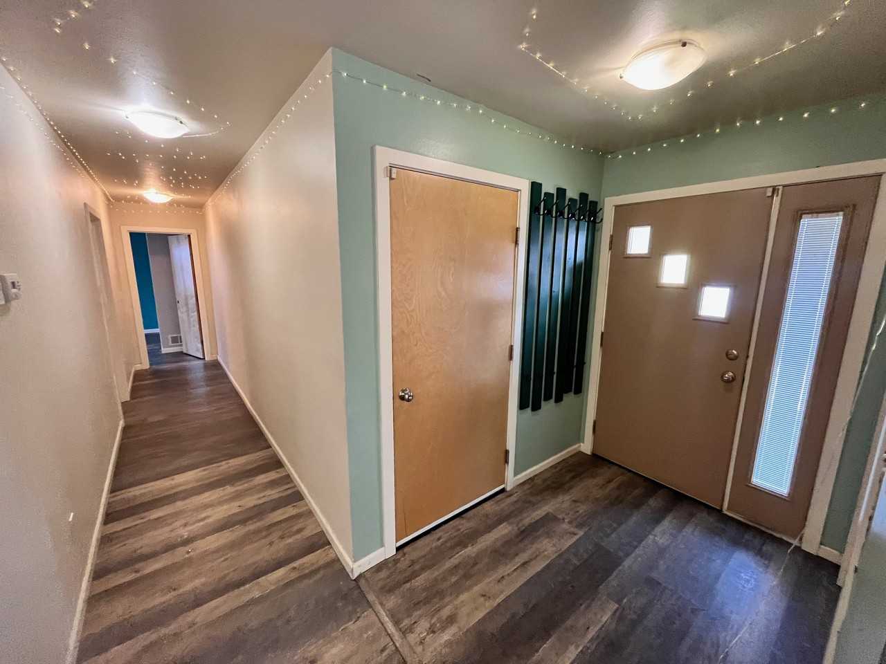 3905 Thompson Ave #1 - Photo 6 of 10