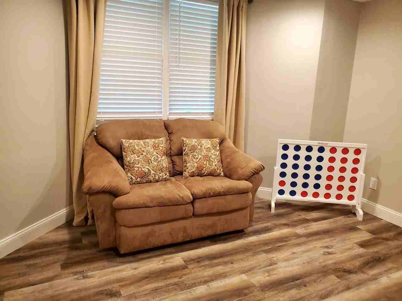 10 Bridlewood Ct #1234828P - Photo 3 of 36