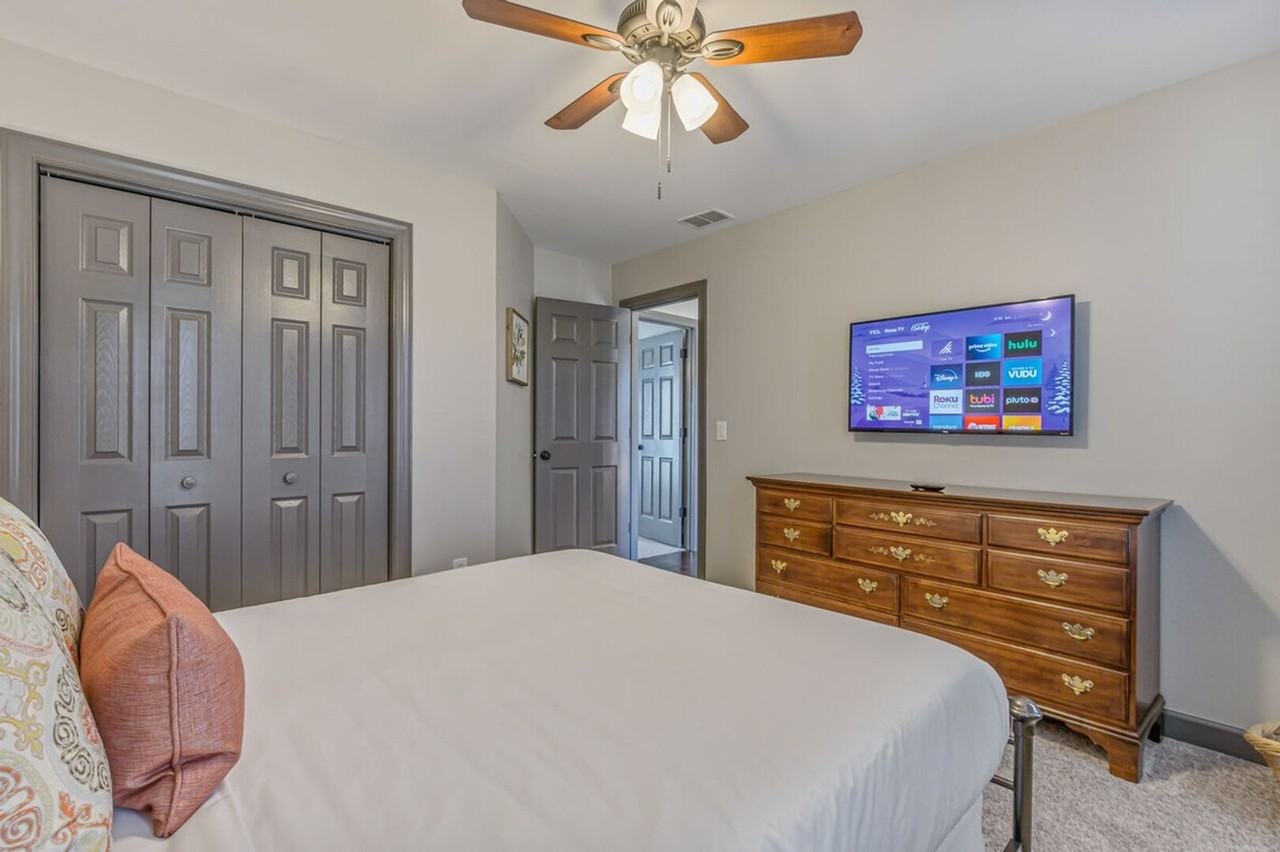 10 Bridlewood Ct #1234828P - Photo 6 of 36