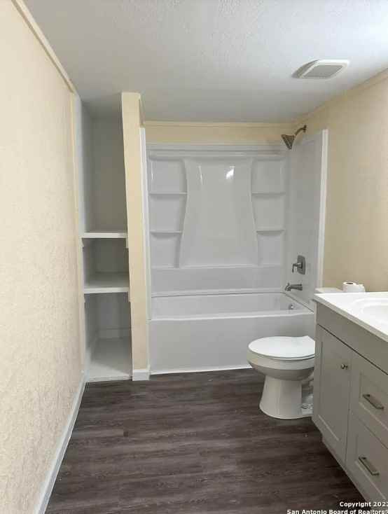 203 Fount St #203FOUNT - Photo 4 of 6