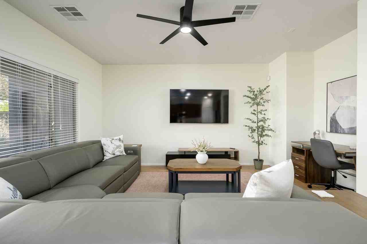 5538 W Andrea Dr #1255467P - Photo 5 of 50