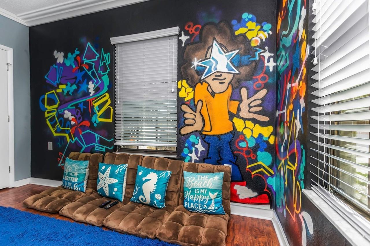 1679 Tampa Rd #1495040P - Photo 3 of 50