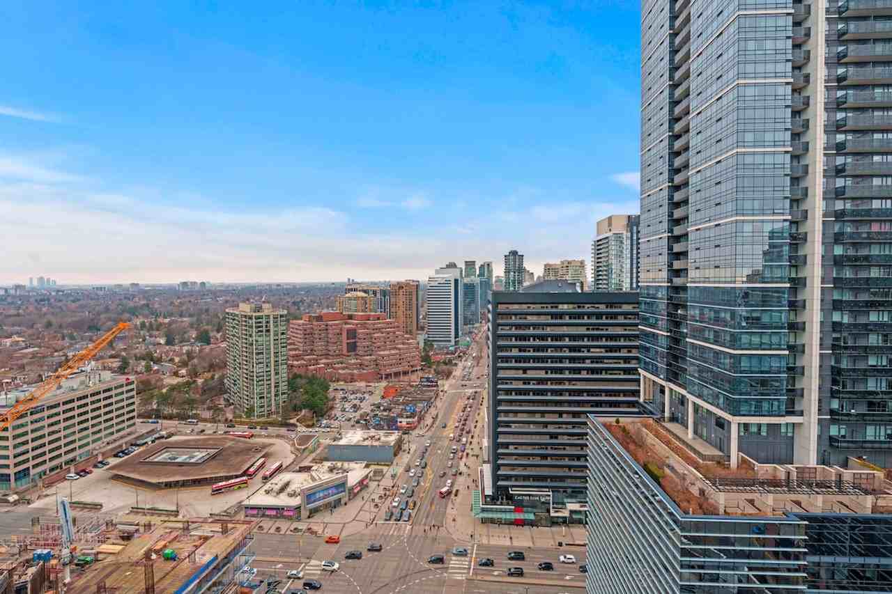 33 Sheppard Ave E #1511361P - Photo 6 of 21