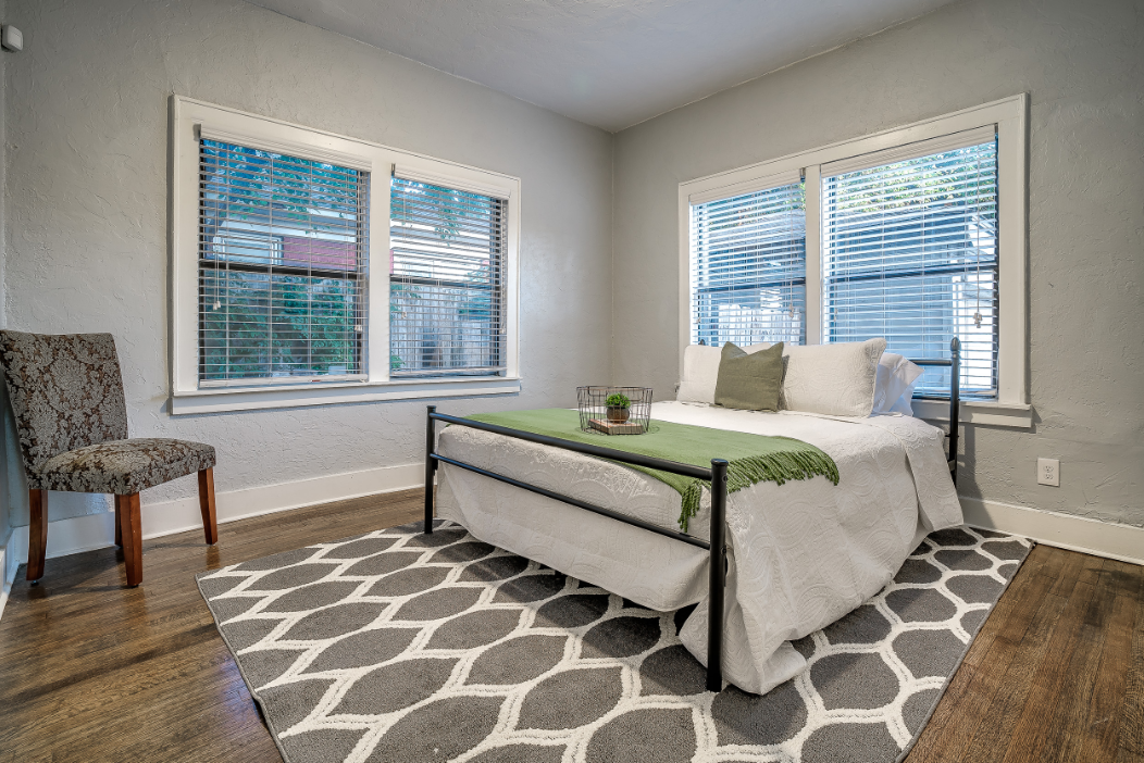 1628 Nw 17th St #1 - Photo 6 of 7