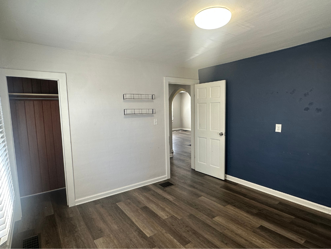 1907 Gilmore St - Photo 7 of 17