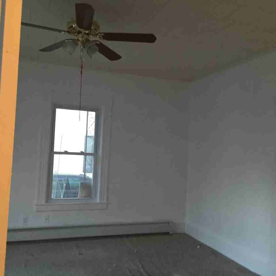 271 Concord Street - Photo 2 of 9