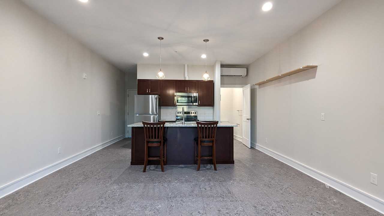 273 Bullocks Point Ave #6 - Photo 3 of 12