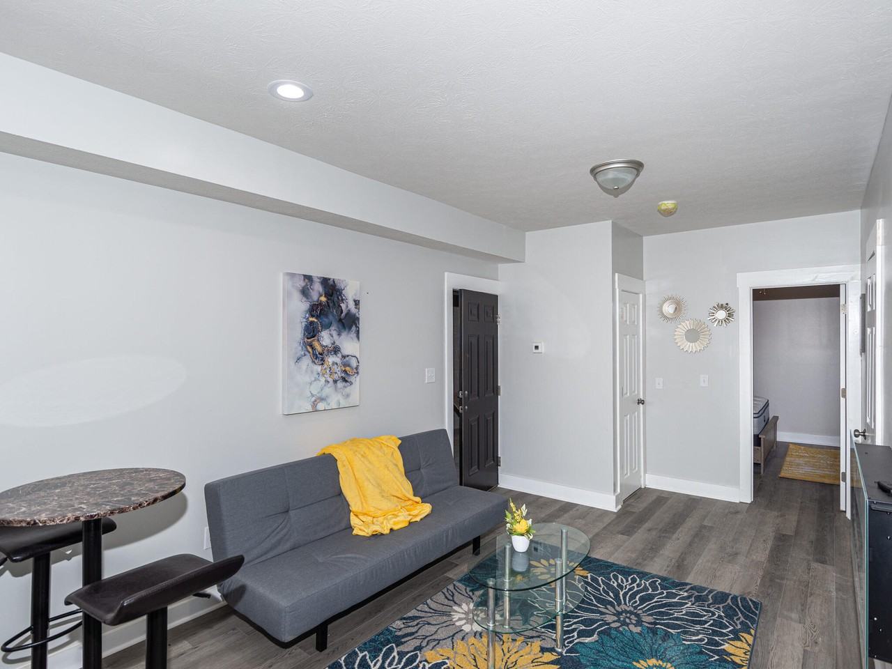 5143 E Washington St #101 - Photo 4 of 8