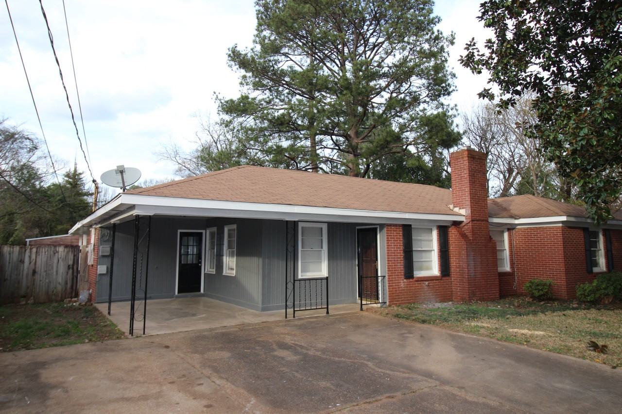 3739 Honeysuckle Ct - Photo 5 of 23