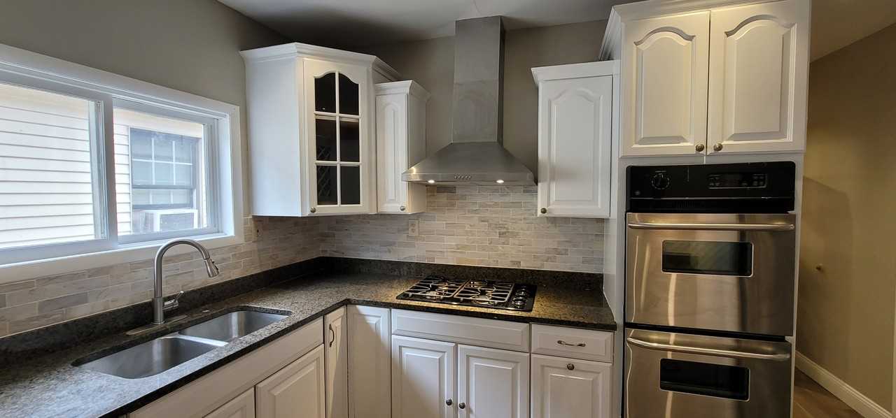 16 Ayer Pl #2 - Photo 3 of 17