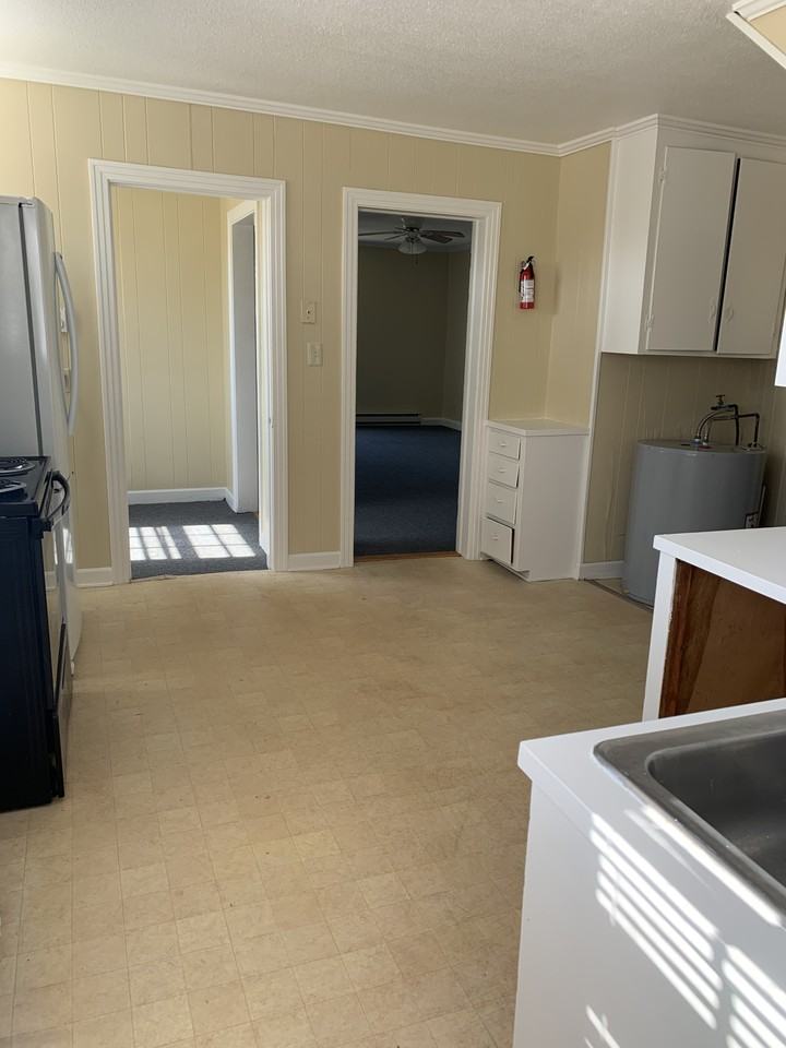 208 S Watts St #3 - Photo 2 of 8