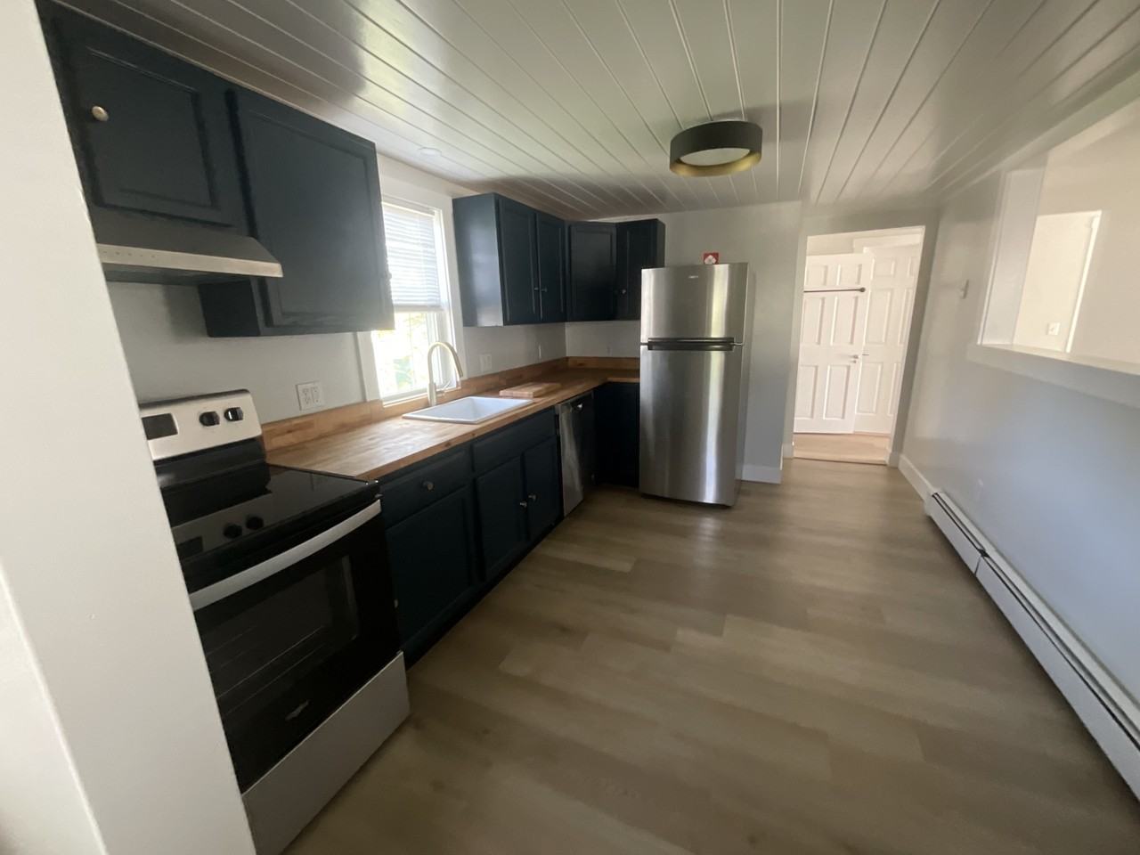 62 Court St #C - Photo 2 of 16