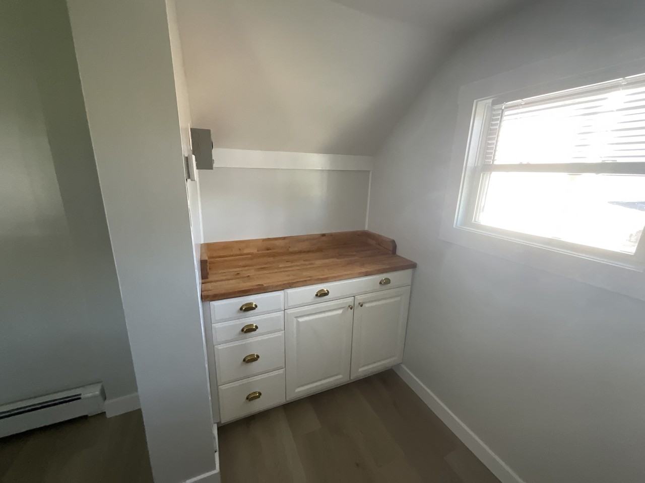 62 Court St #C - Photo 7 of 16