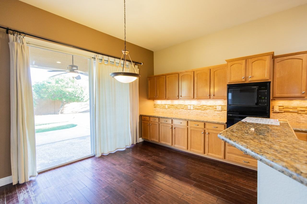 6929 W Monterey St - Photo 6 of 22