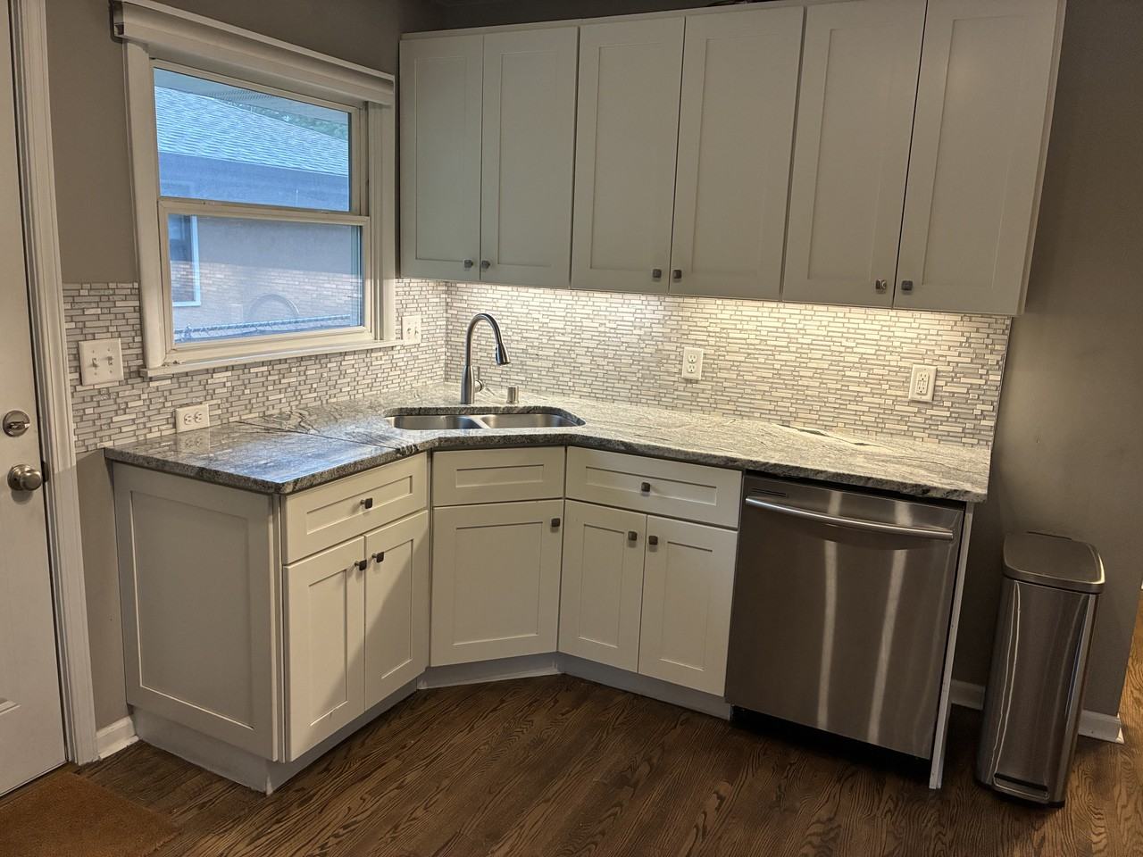 1832 Ulysses St Ne #1832 - Photo 3 of 19