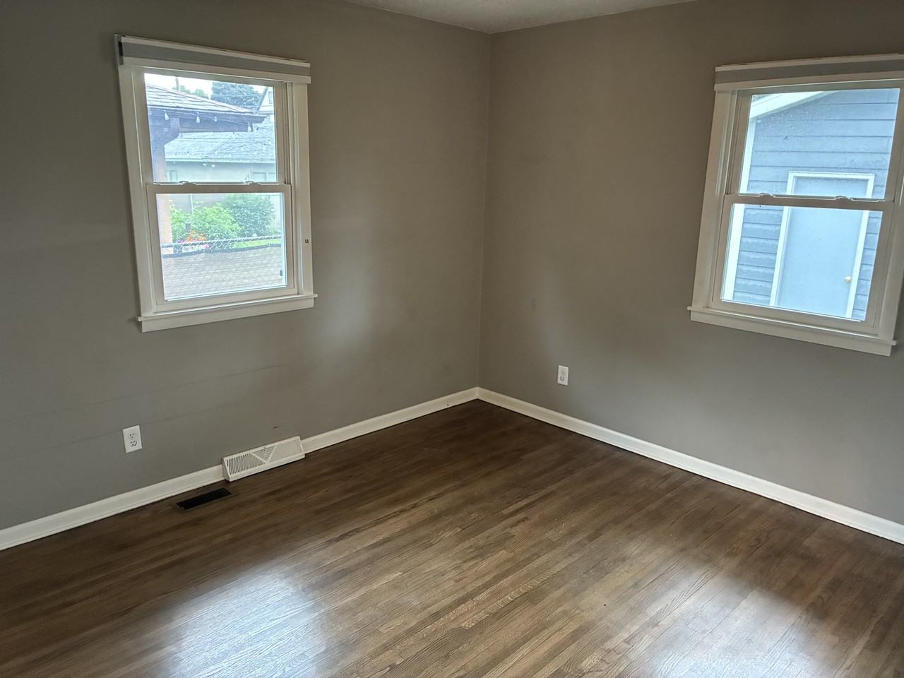 1832 Ulysses St Ne #1832 - Photo 7 of 19