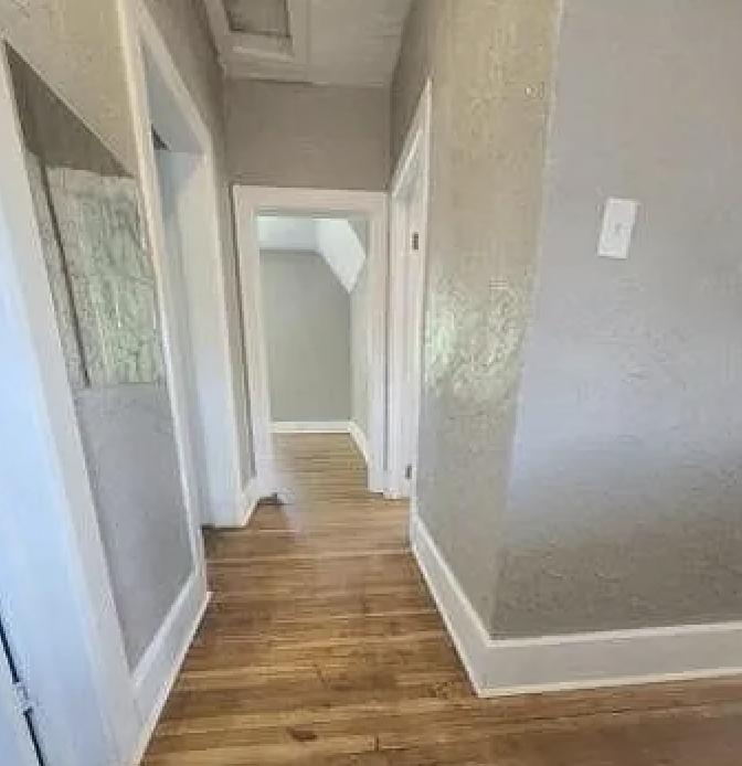 1025 N Greenwood St #2 - Photo 2 of 7