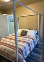 featured image of 1717 Main St #11