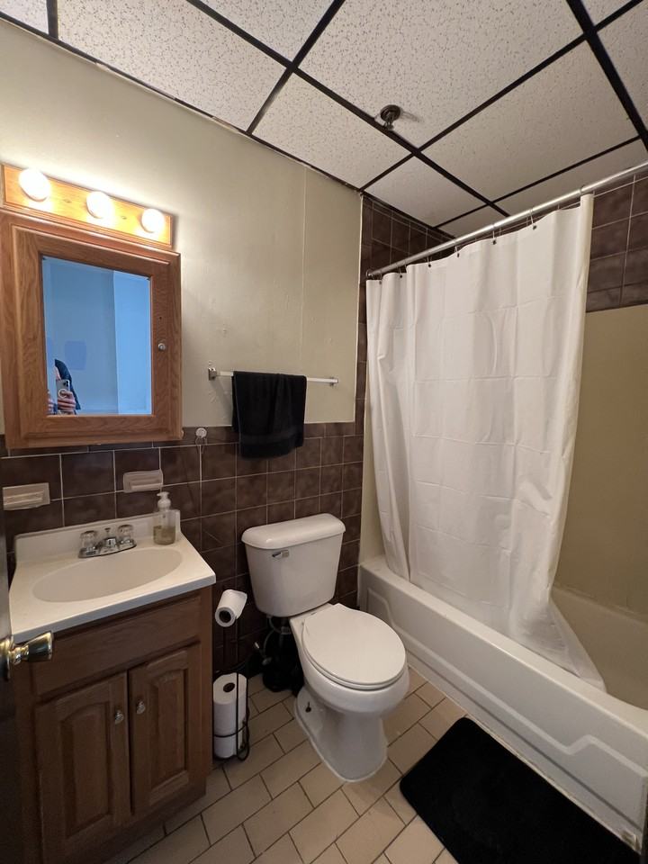 153 Main St #1 - Photo 3 of 5