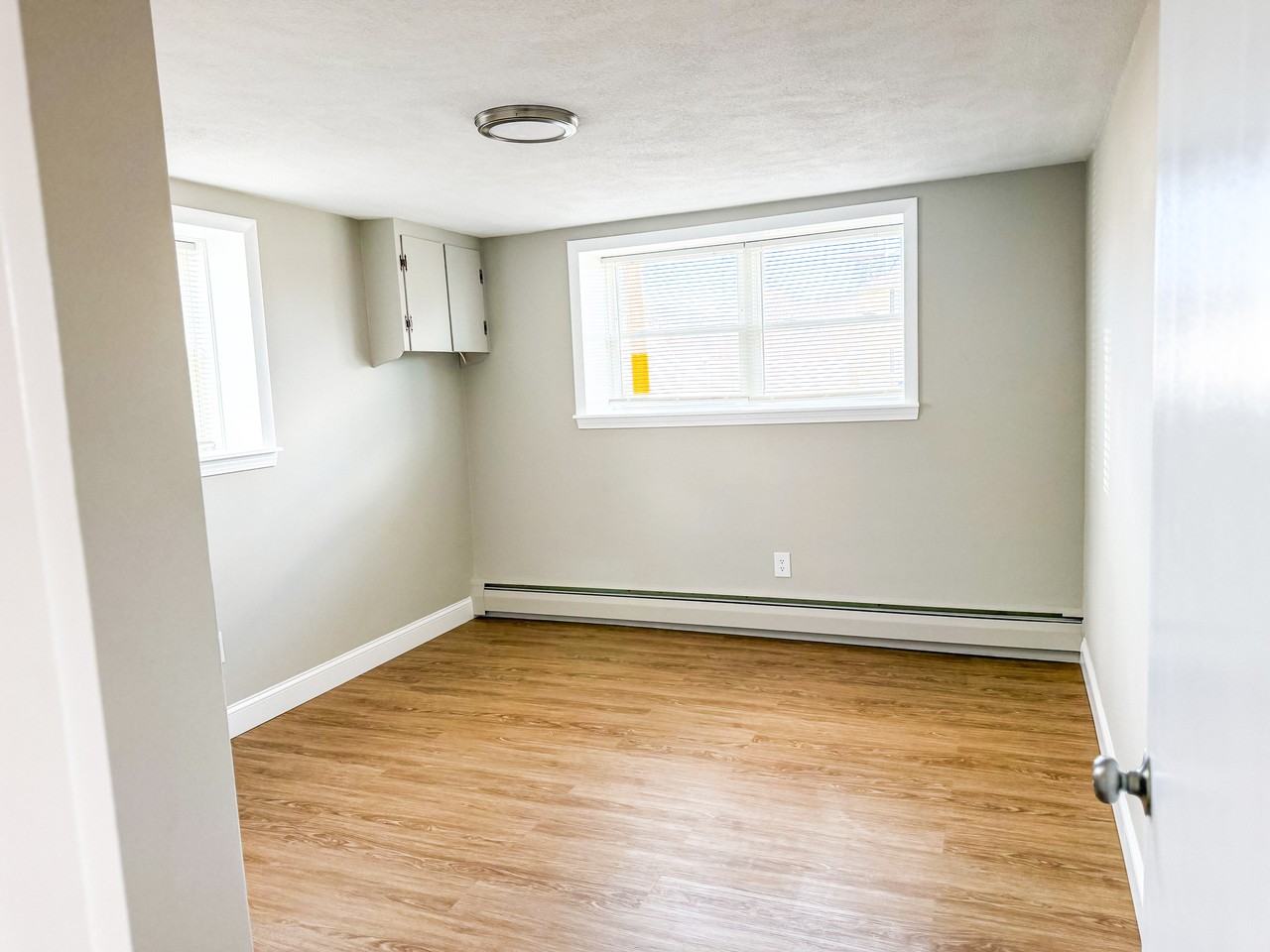 55 Seagirt Ave - Photo 5 of 24