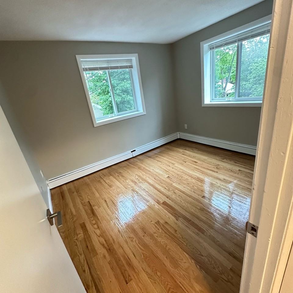 226 Parker Hill Ave #7 - Photo 4 of 10