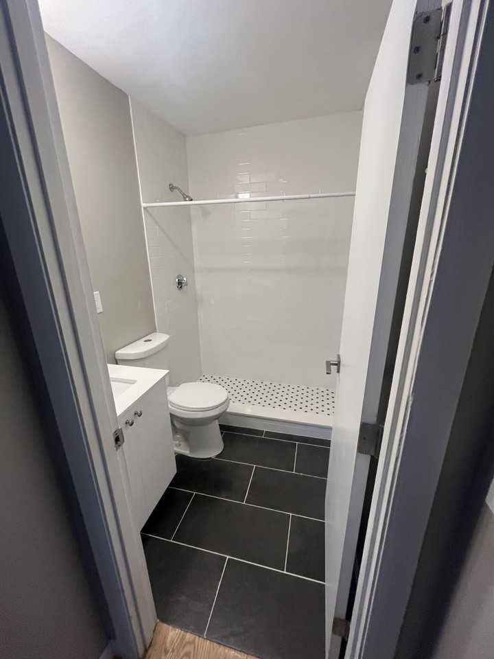 226 Parker Hill Ave #7 - Photo 6 of 10