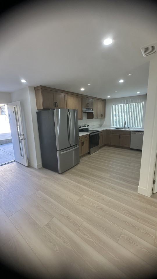 1308 W 164th St #1310 - Photo 6 of 17