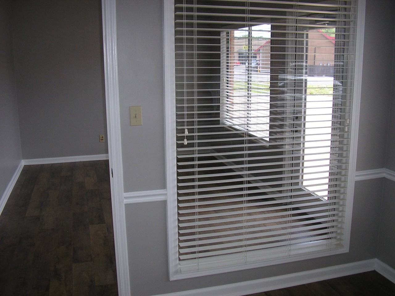 1733 Campus Plaza Ct - Photo 6 of 17