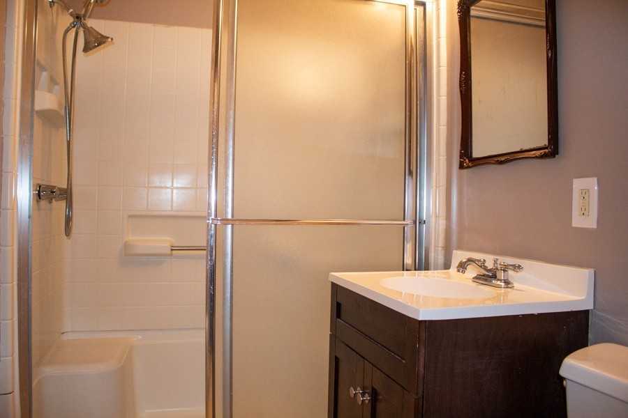 8907 E 73rd St - Photo 7 of 15