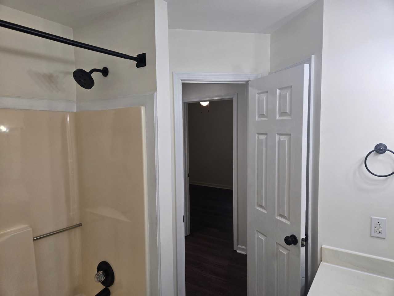 118 Shady Maple Dr - Photo 2 of 16