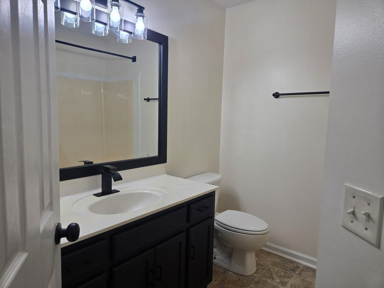 118 Shady Maple Dr - Photo 6 of 16