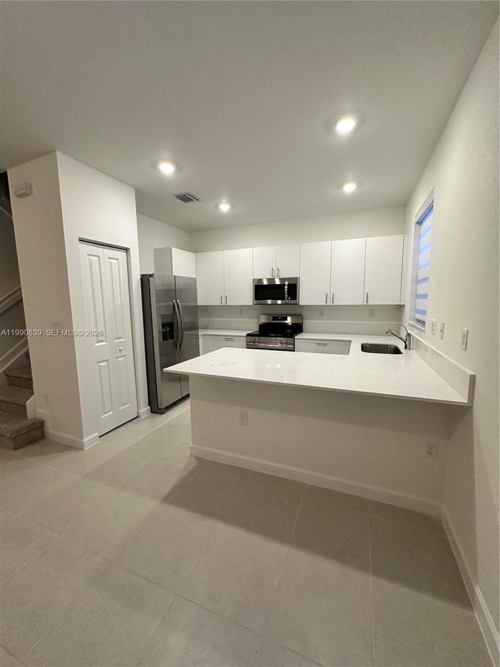 2889 Se 25th Rd #2889 - Photo 4 of 21