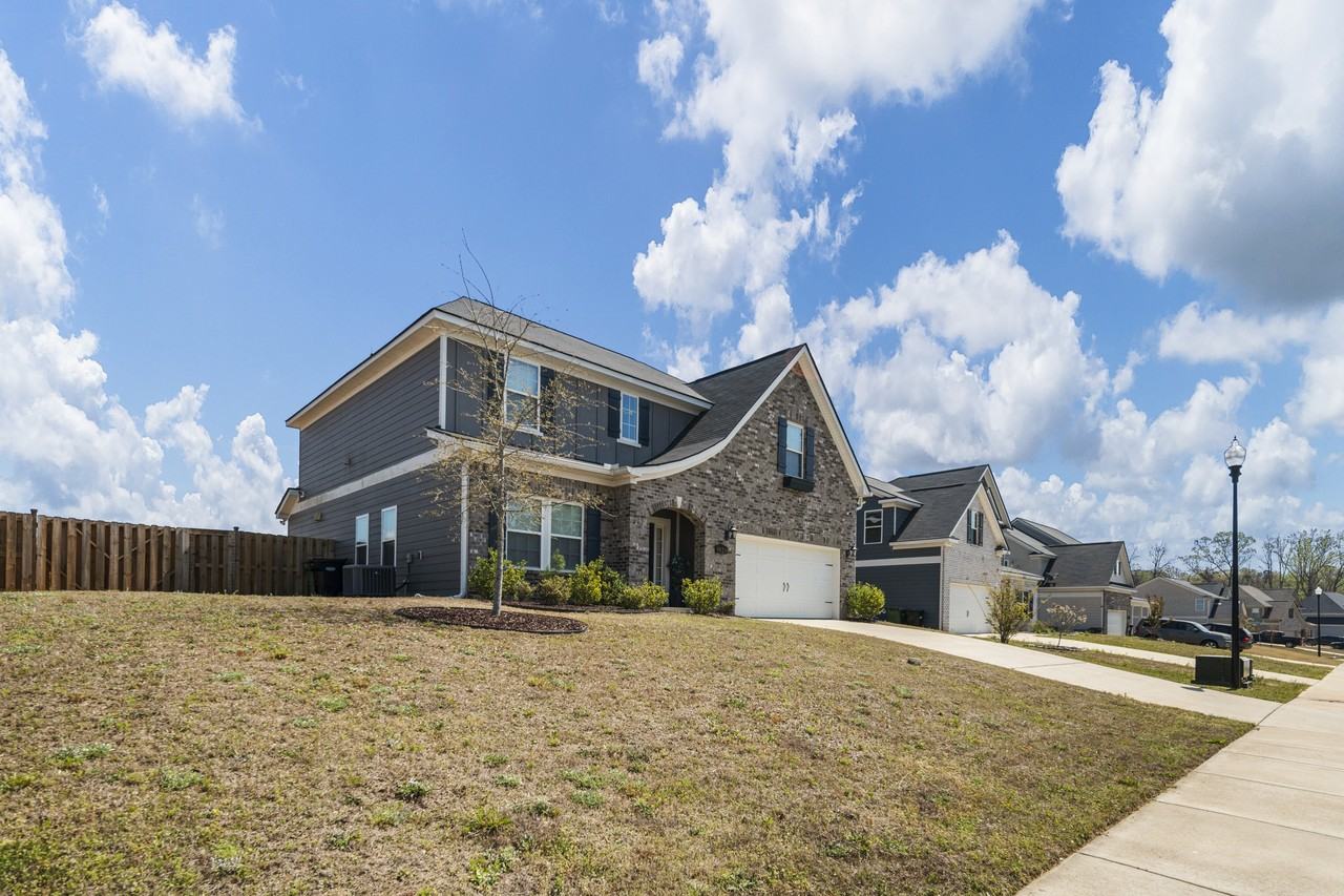 9928 Long Leaf Pine Dr - Photo 2 of 16