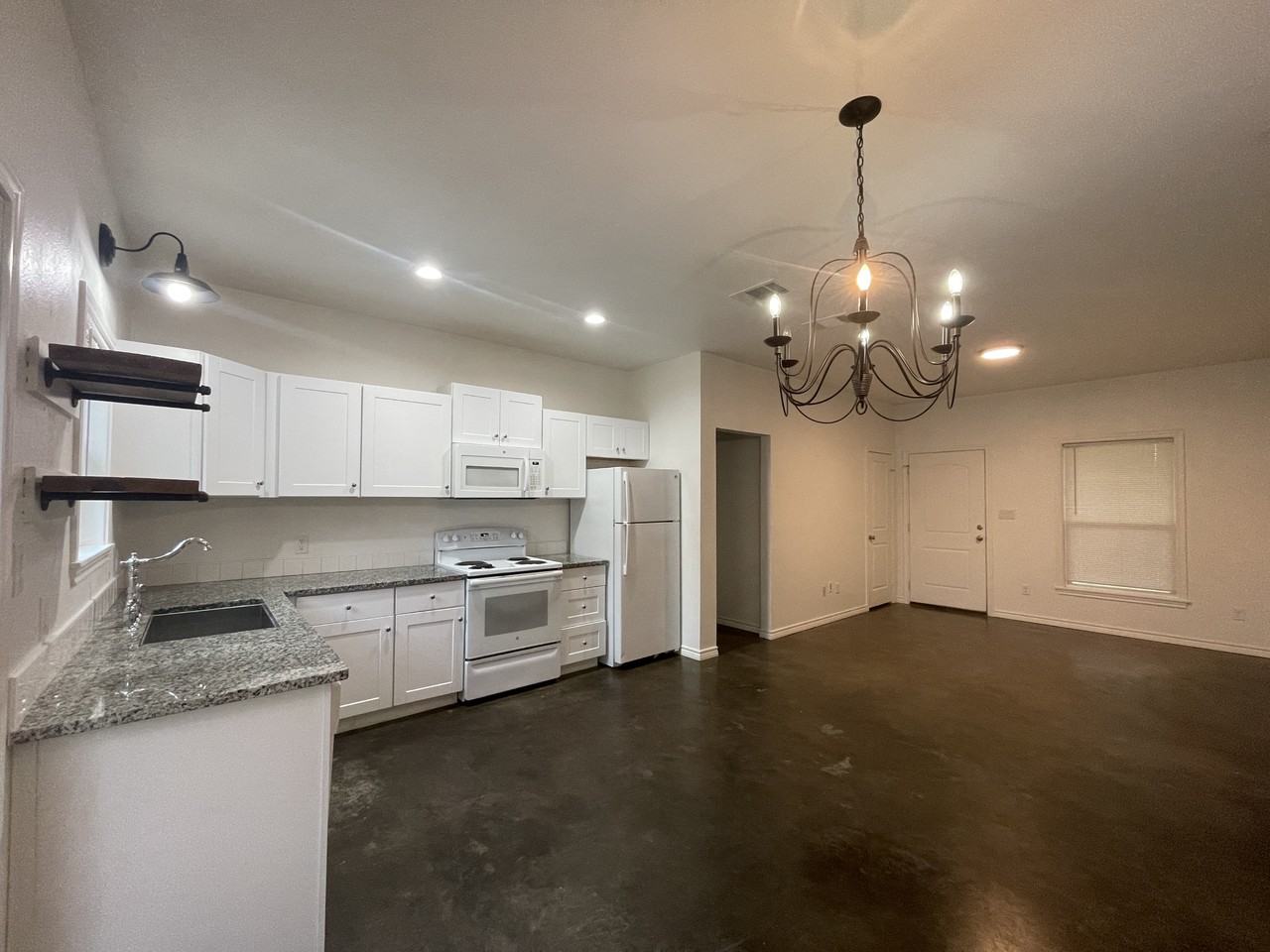 6197 Country Pl - Photo 3 of 11