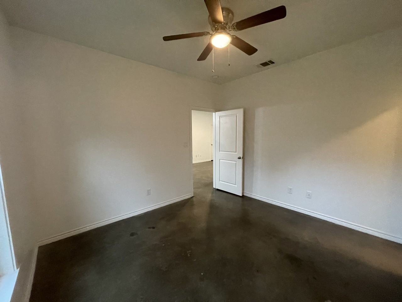 6197 Country Pl - Photo 4 of 11