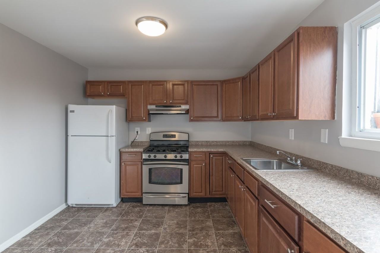 Arion Park Rd - Photo 3 of 18