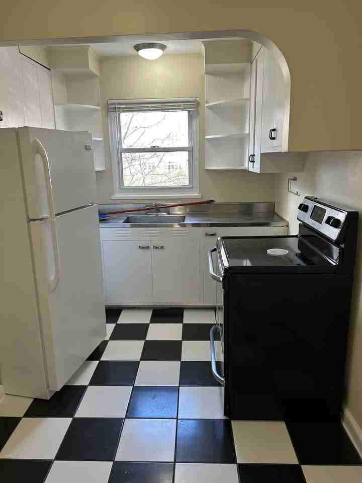 877 Farmington Ave #881-301 - Photo 7 of 7