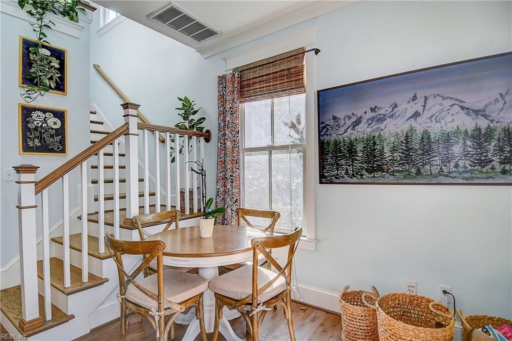 9417 27th Bay St - Photo 6 of 19