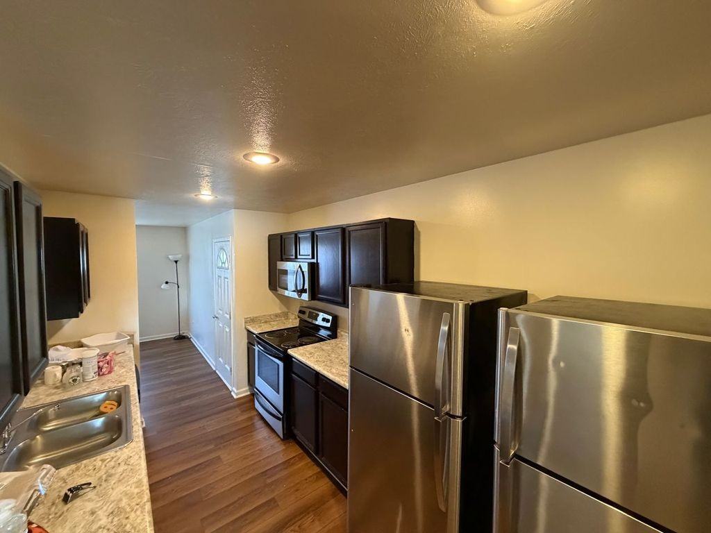 1203 Euclid Ave #1 - Photo 3 of 28