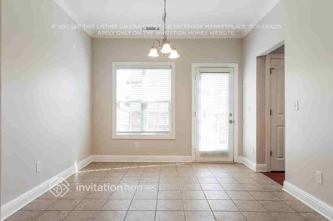 5219 Cedar Shoals Dr - Photo 6 of 16