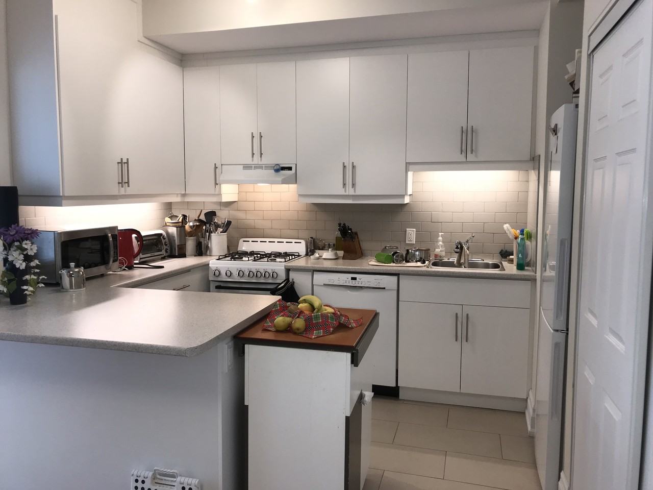 Bathurst St & Dupont St #4 - Photo 6 of 13