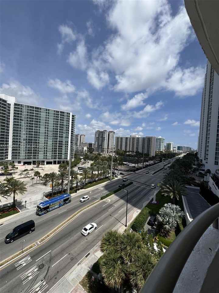 15645 Collins Avenue #901 - Photo 5 of 49