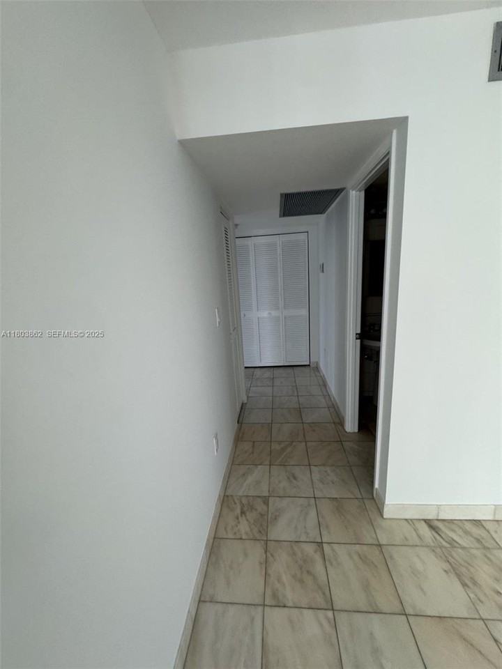 15645 Collins Avenue #901 - Photo 6 of 49