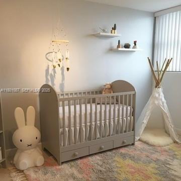 555 Northeast 30th Street #404 - Photo 4 of 19