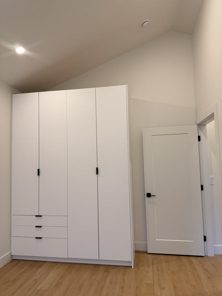 1620 East 11th Avenue #1 - Photo 7 of 9