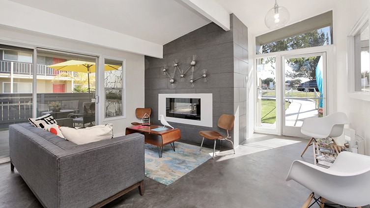 The Diplomat Apartments - Photo 3 of 20